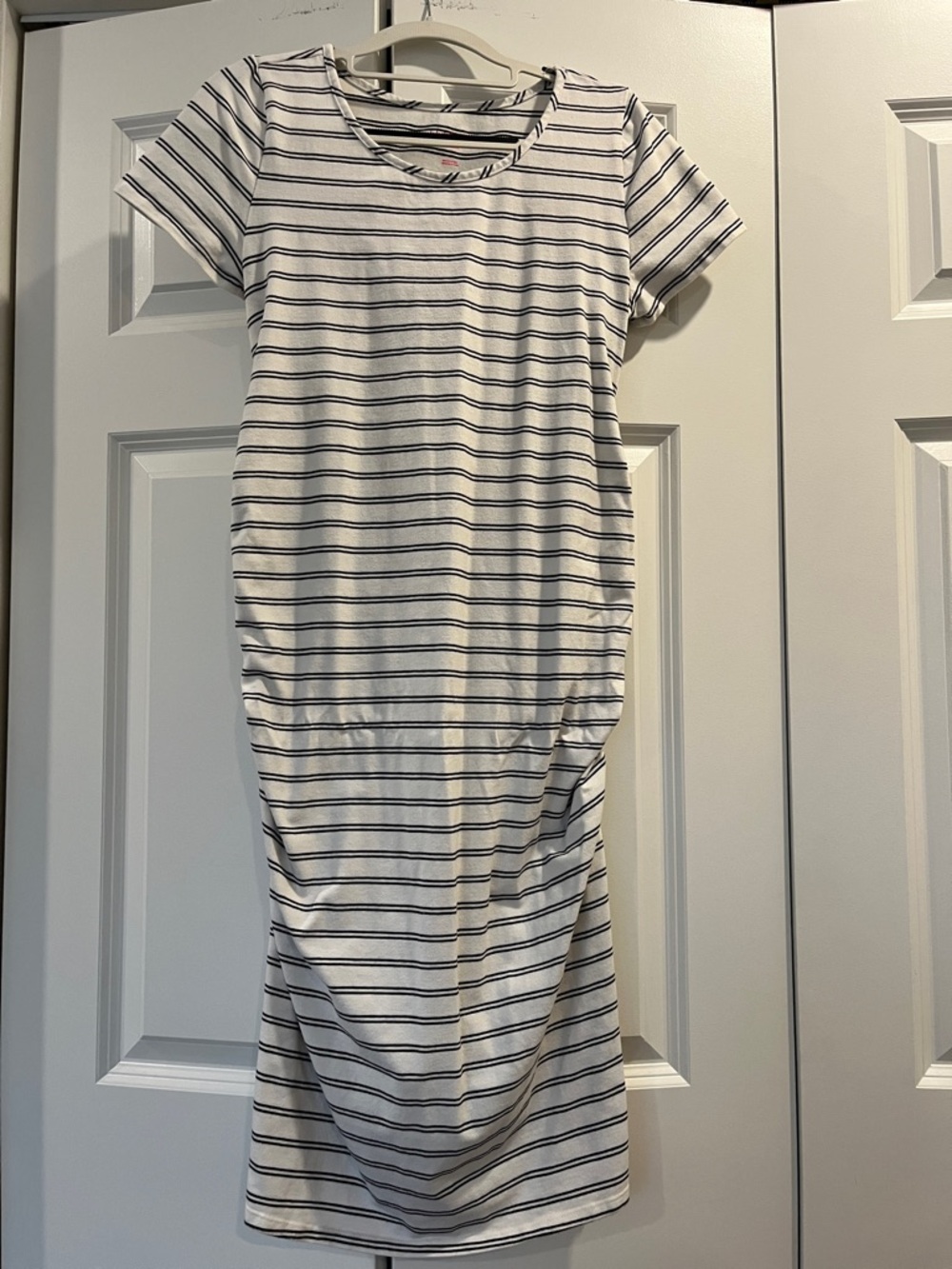 Isabel Maternity Striped Short Sleeve Midi Dress - White and Black